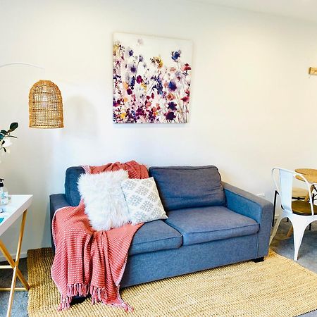 Perfect Modern Townhouse Cbd ไครสต์เชิร์ช ภายนอก รูปภาพ