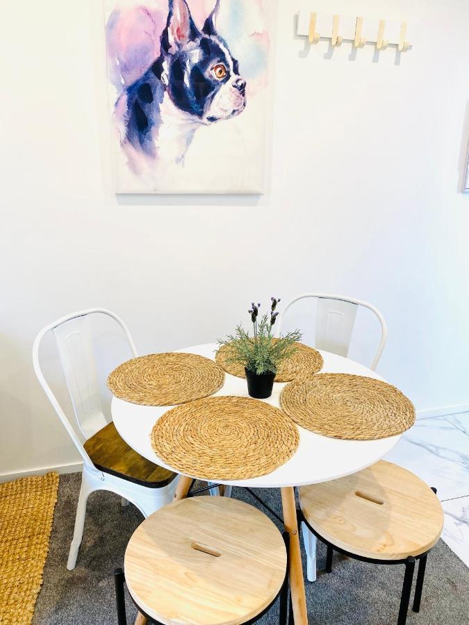 Perfect Modern Townhouse Cbd ไครสต์เชิร์ช ภายนอก รูปภาพ
